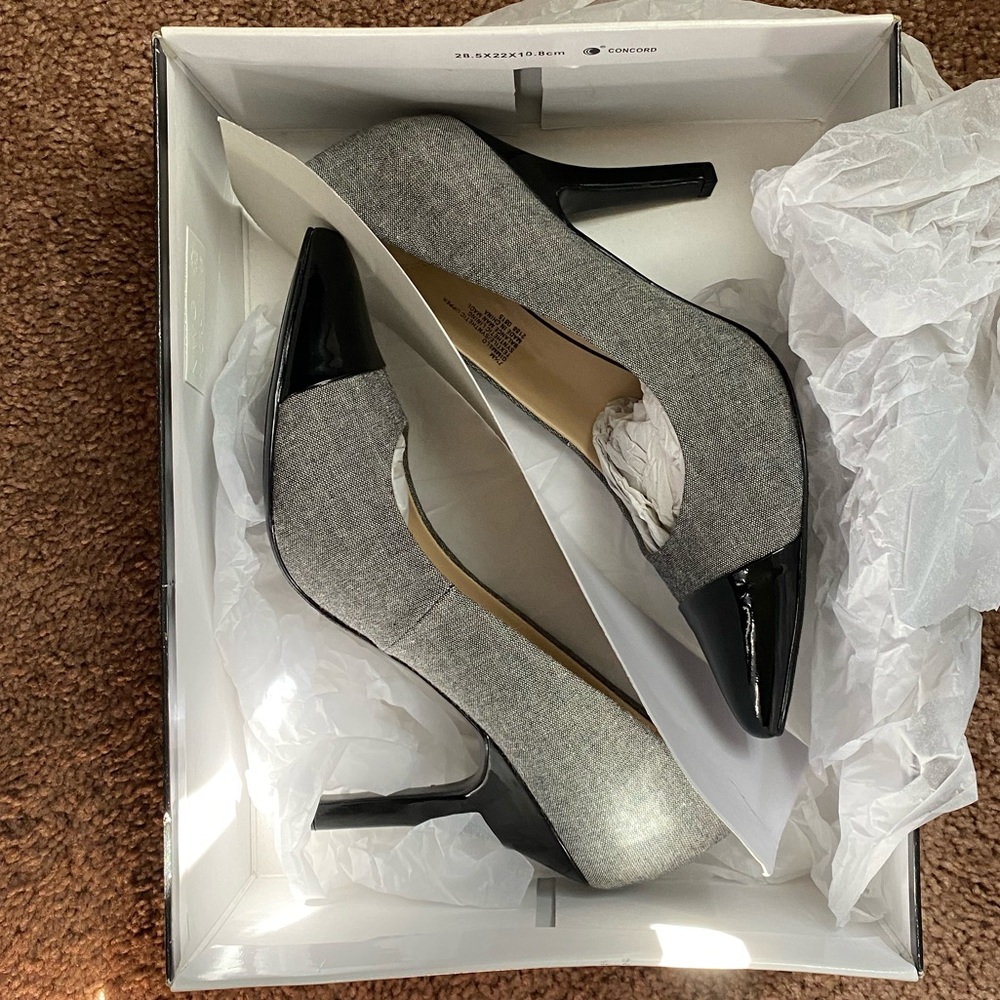 Pointy Toe Pumps - image 4